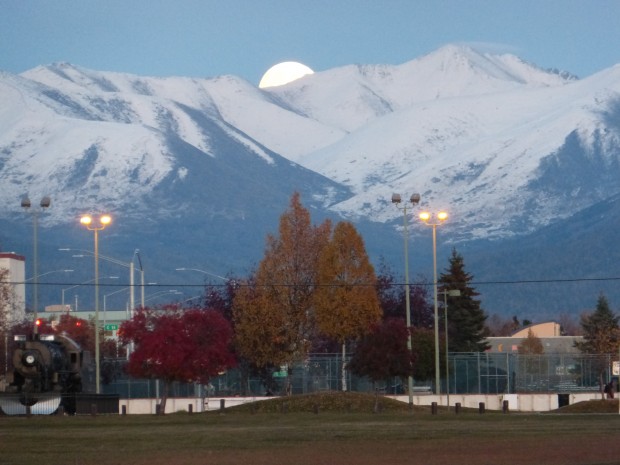 Full Hunter's Moon over Anchorage, Ak, 10.7.14