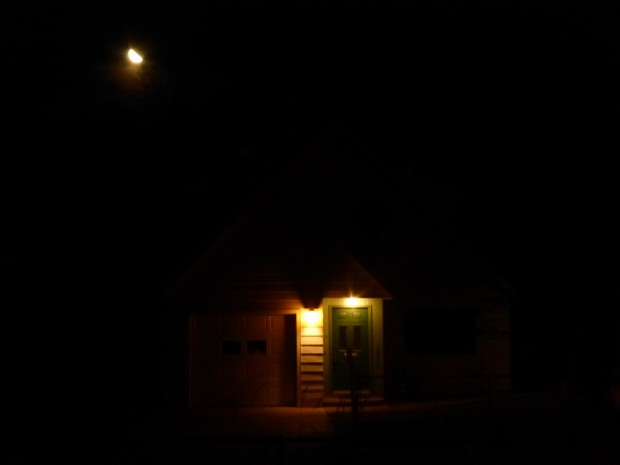 NIght moon (1:03 am, 11.14.14, Anchorage, Ak)