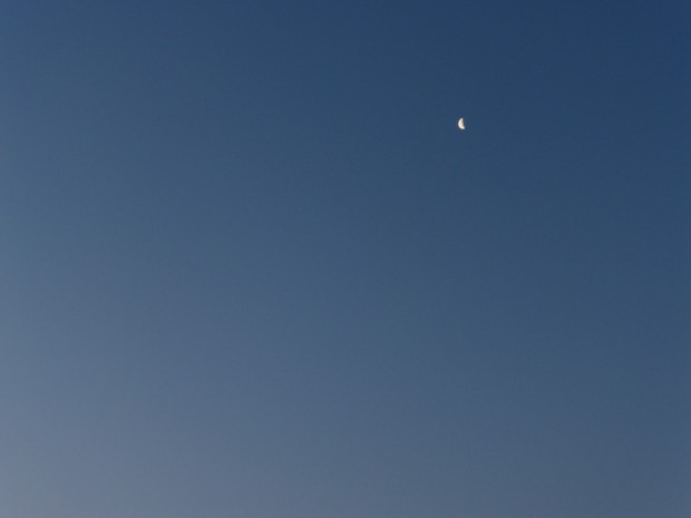 Morning Moon-- 5:43 am, 8.7.15, Anchorage, Ak